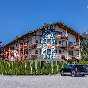 Alpenhotel Brennerbascht Hotel
