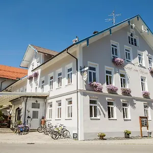 Zum Hirsch Inn